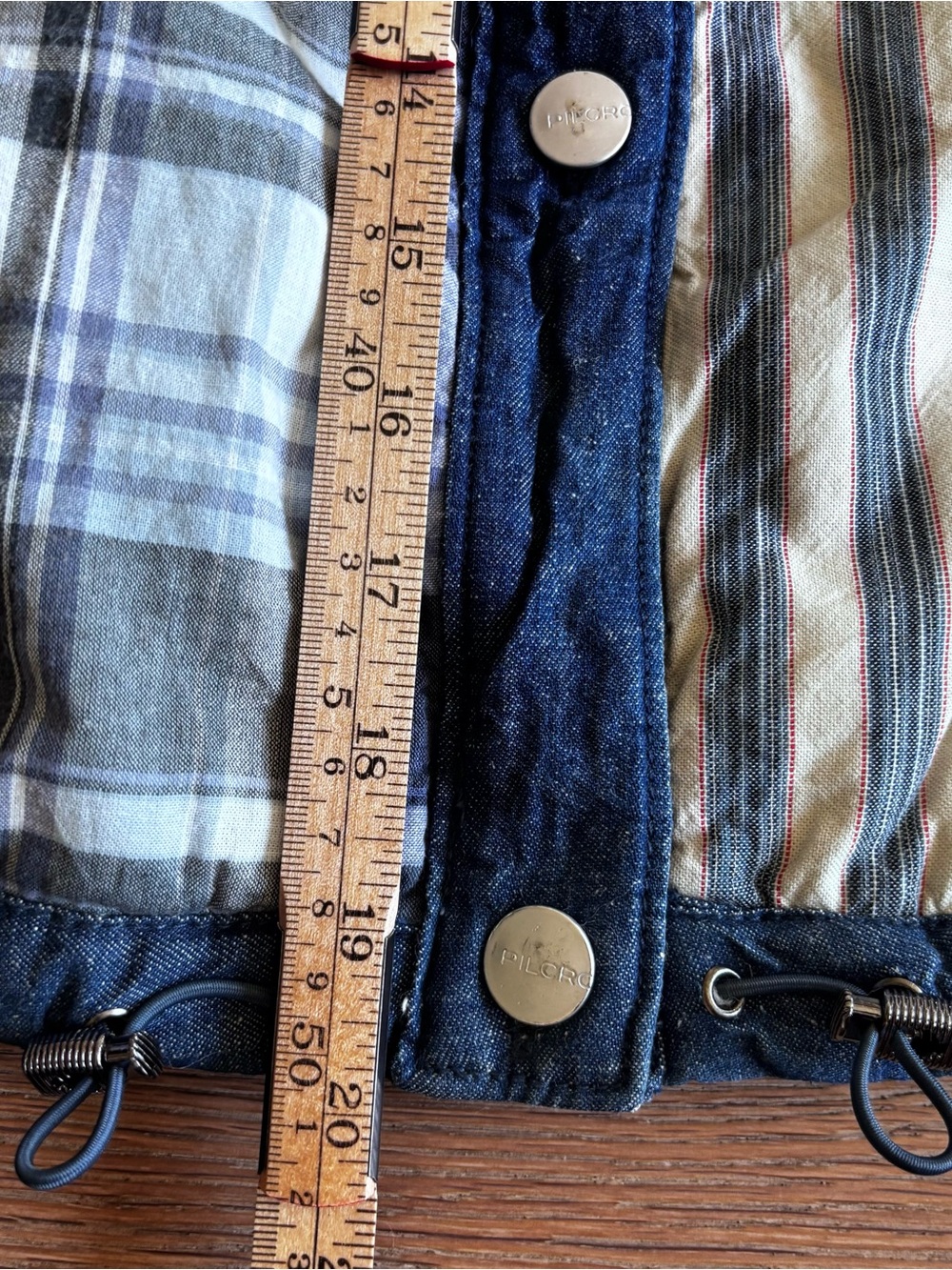 Pilcro Patchwork Jacket
Chambray, plaids, Blues
M - Picture 11 of 12